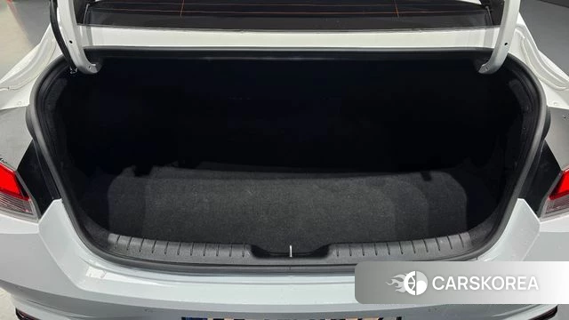 Hyundai Avante (CN7) id 3877586 из Кореи 10