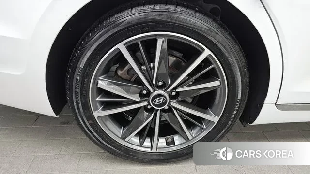 Hyundai The New Grandeur IG id 3479317 из Кореи 10