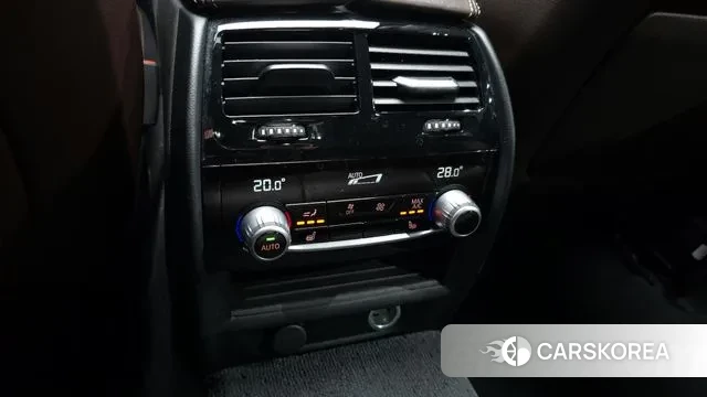 BMW 5 Series (G30) id 3612403 из Кореи 10