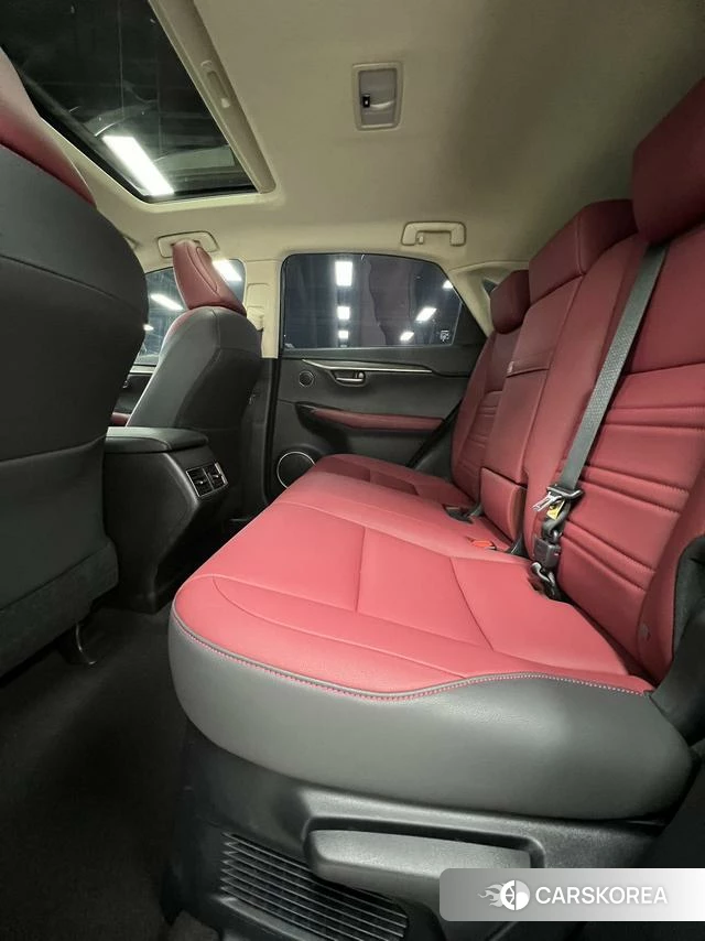 Lexus NX id 4207816 из Китая 10