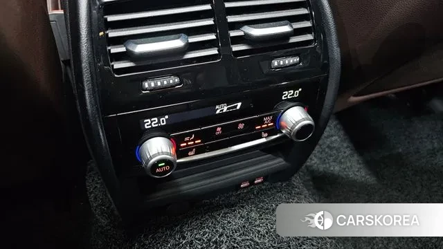 BMW 5 Series (G30) id 3601338 из Кореи 10