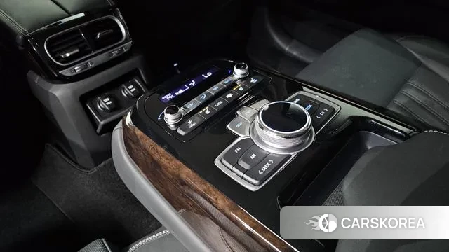 Genesis G90 id 3742325 из Кореи 10