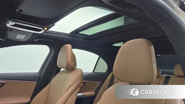 Mercedes-Benz E-Class W214 id 3663930 из Кореи 10