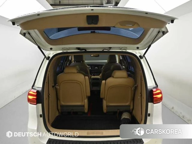 Kia The New Carnival id 4865250 из Кореи 10