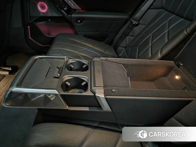 BMW i7 (G70) id 3841737 из Кореи 10