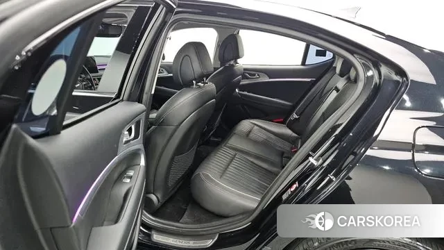 Genesis G70 id 3621916 из Кореи 10