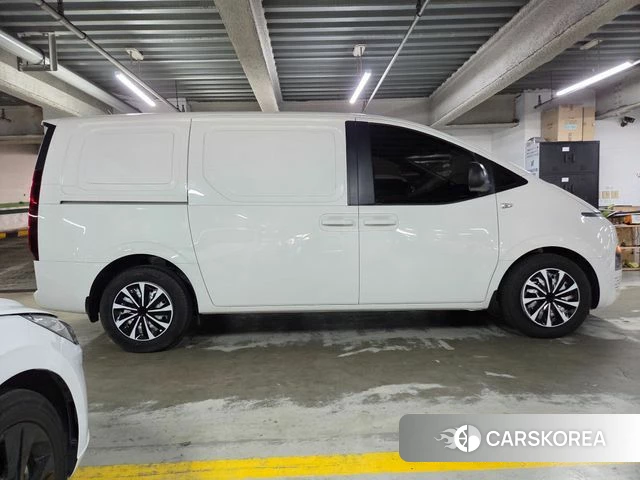 Hyundai Staria id 4905711 из Кореи 10