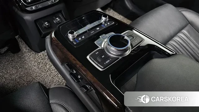 Genesis G90 id 3607915 из Кореи 10