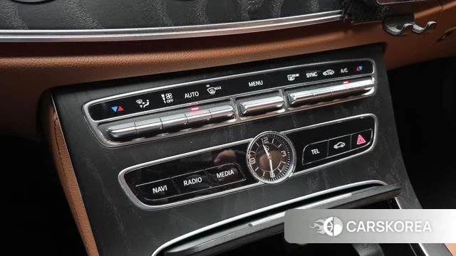 Mercedes-Benz E-Class W213 id 4596378 из Кореи 10