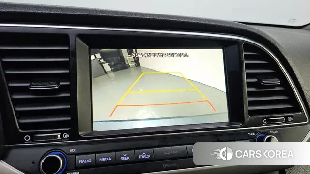 Hyundai Avante AD id 3651988 из Кореи 10