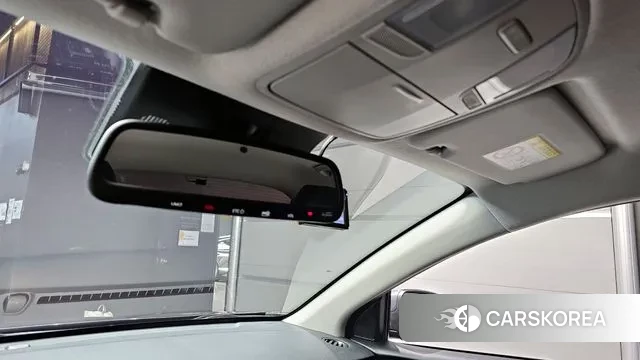 Kia Stonic id 3509258 из Кореи 10