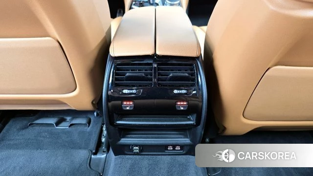 BMW 5 Series (G30) id 4408753 из Кореи 10