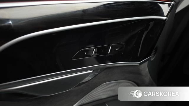 Audi A8 (D5) id 4390056 из Кореи 10