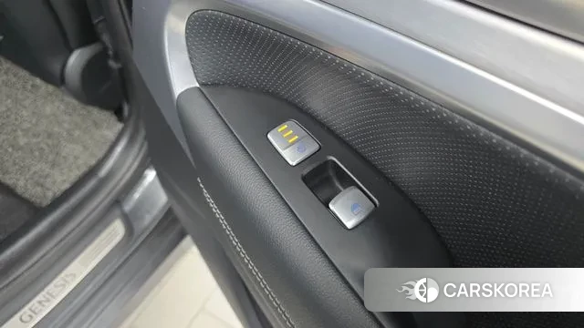 Genesis G70 id 3413318 из Кореи 10