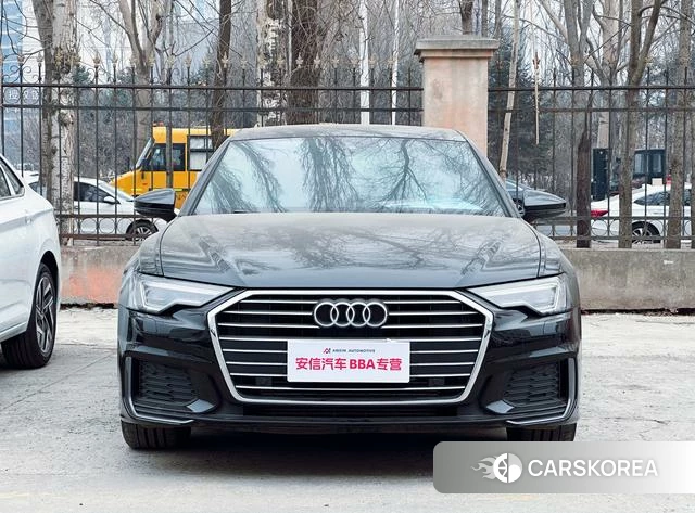 Audi A6L id 4263348 из Китая 10