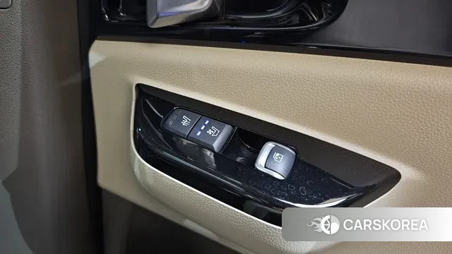 Kia Carnival 4th generation id 3208018 из Кореи 10