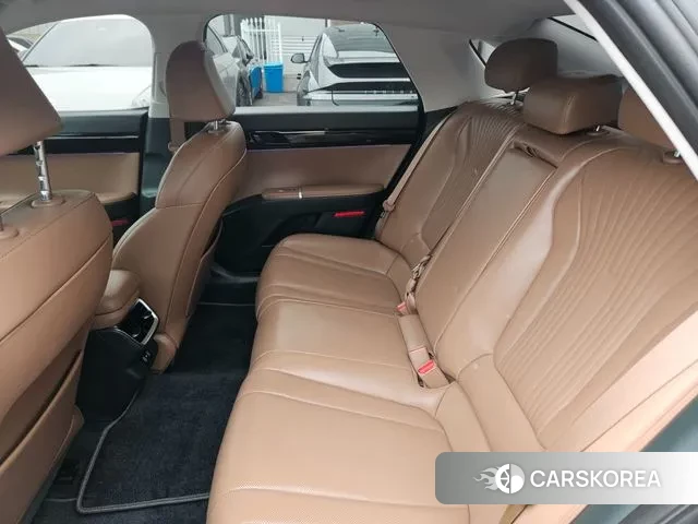 Hyundai Grandeur (GN7) id 3020845 из Кореи 10