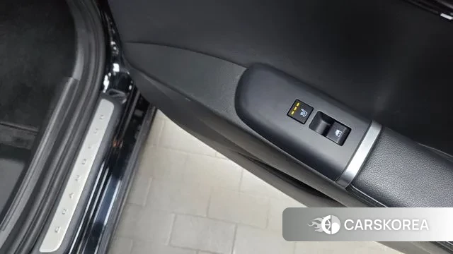 Hyundai Grandeur Hybrid (GN7) id 3740107 из Кореи 10