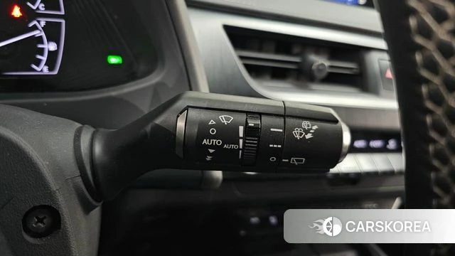 Lexus UX250h id 4459292 из Кореи 10