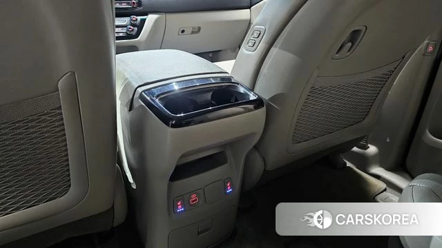 Kia The New Carnival id 4434989 из Кореи 10