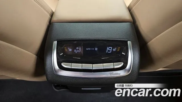 Cadillac XT6 id 2697399 из Кореи 10