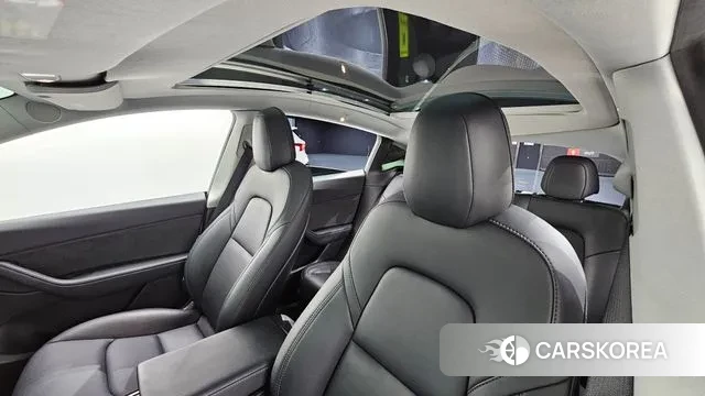 Tesla Model Y id 3621394 из Кореи 10