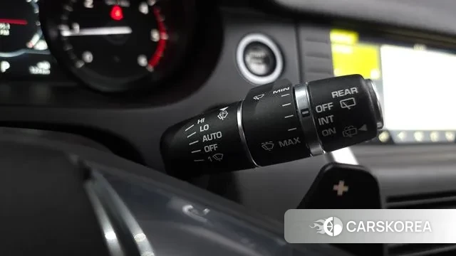 Land Rover Discovery Sports id 3692653 из Кореи 10