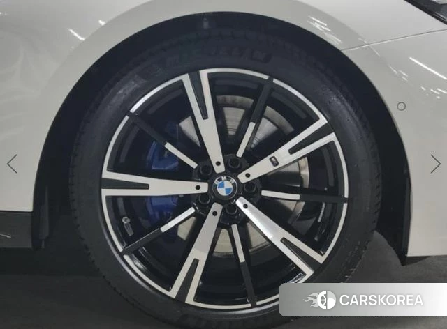 BMW 5 Series (G60) id 3889169 из Кореи 10