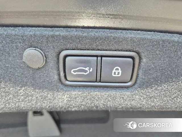 Hyundai The New Grandeur IG id 3054949 из Кореи 10