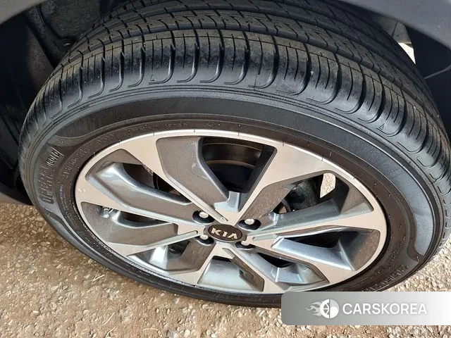 Kia Stonic id 2995751 из Кореи 10