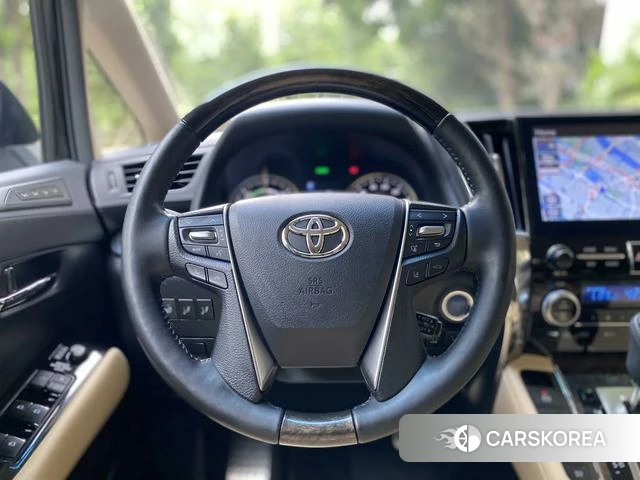 Toyota Elfa id 4333453 из Китая 10