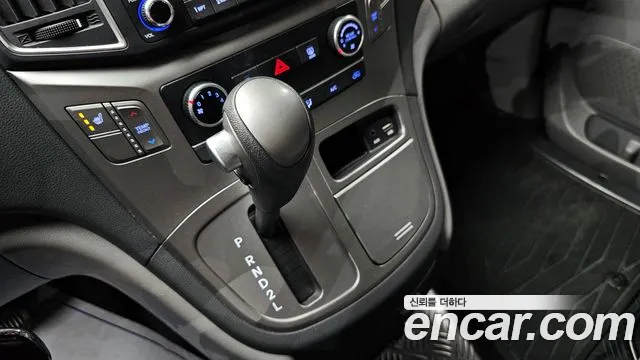 Hyundai The New Grand Starex id 2541918 из Кореи 10