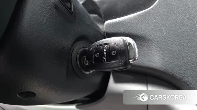 Hyundai The New Grand Starex id 3396491 из Кореи 10