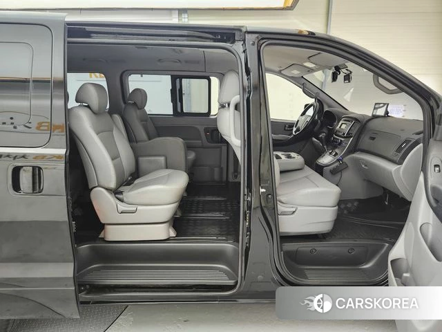Hyundai The New Grand Starex id 4465706 из Кореи 10