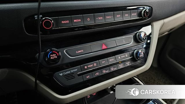 Kia The New Carnival id 4269468 из Кореи 10