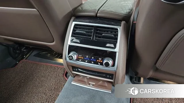 BMW 7 Series (G11) id 3373762 из Кореи 10