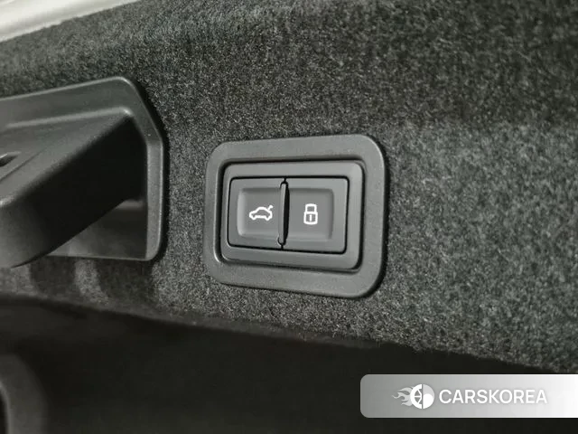 Audi A6 (C8) id 3671955 из Кореи 10