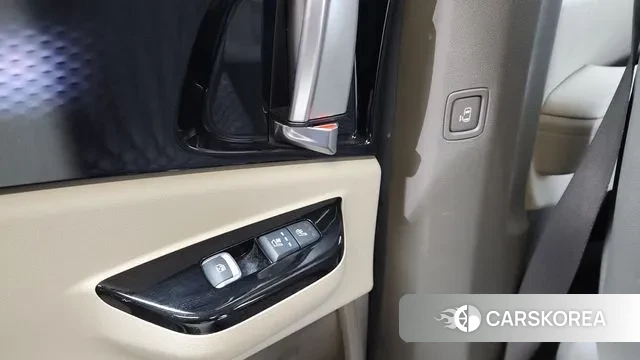 Kia Carnival 4th generation id 3655432 из Кореи 10