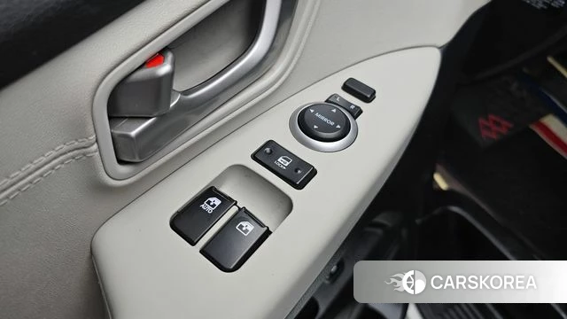 Hyundai The New Grand Starex id 4642660 из Кореи 10