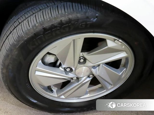 Hyundai The New Avante (CN7) id 4904079 из Кореи 10