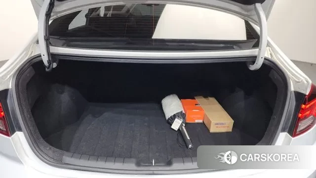 Hyundai The New Avante AD id 3772520 из Кореи 10