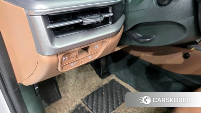 Hyundai Grandeur (GN7) id 4414562 из Кореи 10
