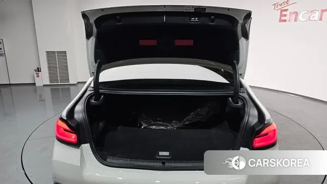 BMW 5 Series (G30) id 3493279 из Кореи 10