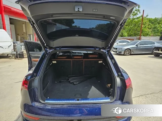 Audi e-Tron id 2427288 из Кореи 10