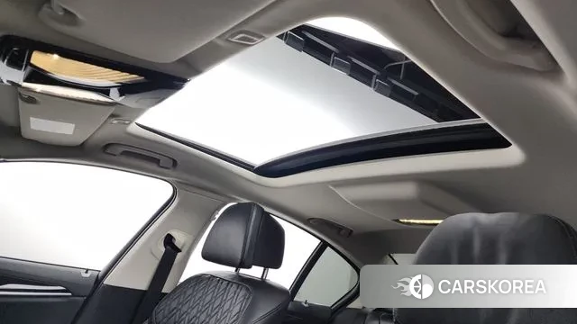 BMW 5 Series (G30) id 3059746 из Кореи 10