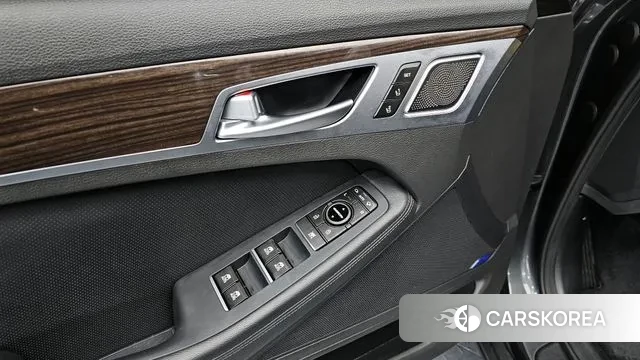 Genesis G80 id 3573950 из Кореи 10