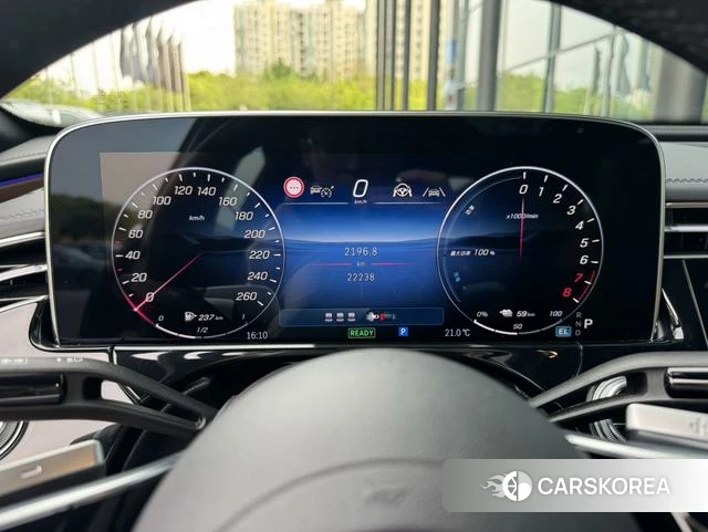 Mercedes-Benz E-class PHEV id 4238795 из Китая 10