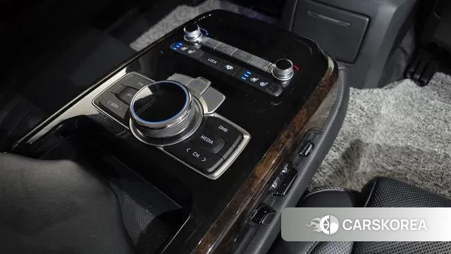 Genesis G90 id 3290679 из Кореи 10