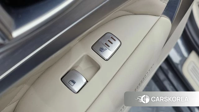 Genesis G70 id 3880305 из Кореи 10