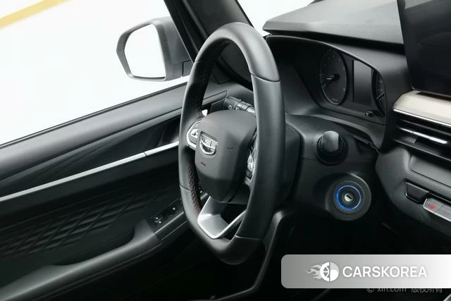 Geely Automobile Vision X3 id 4210629 из Китая 10